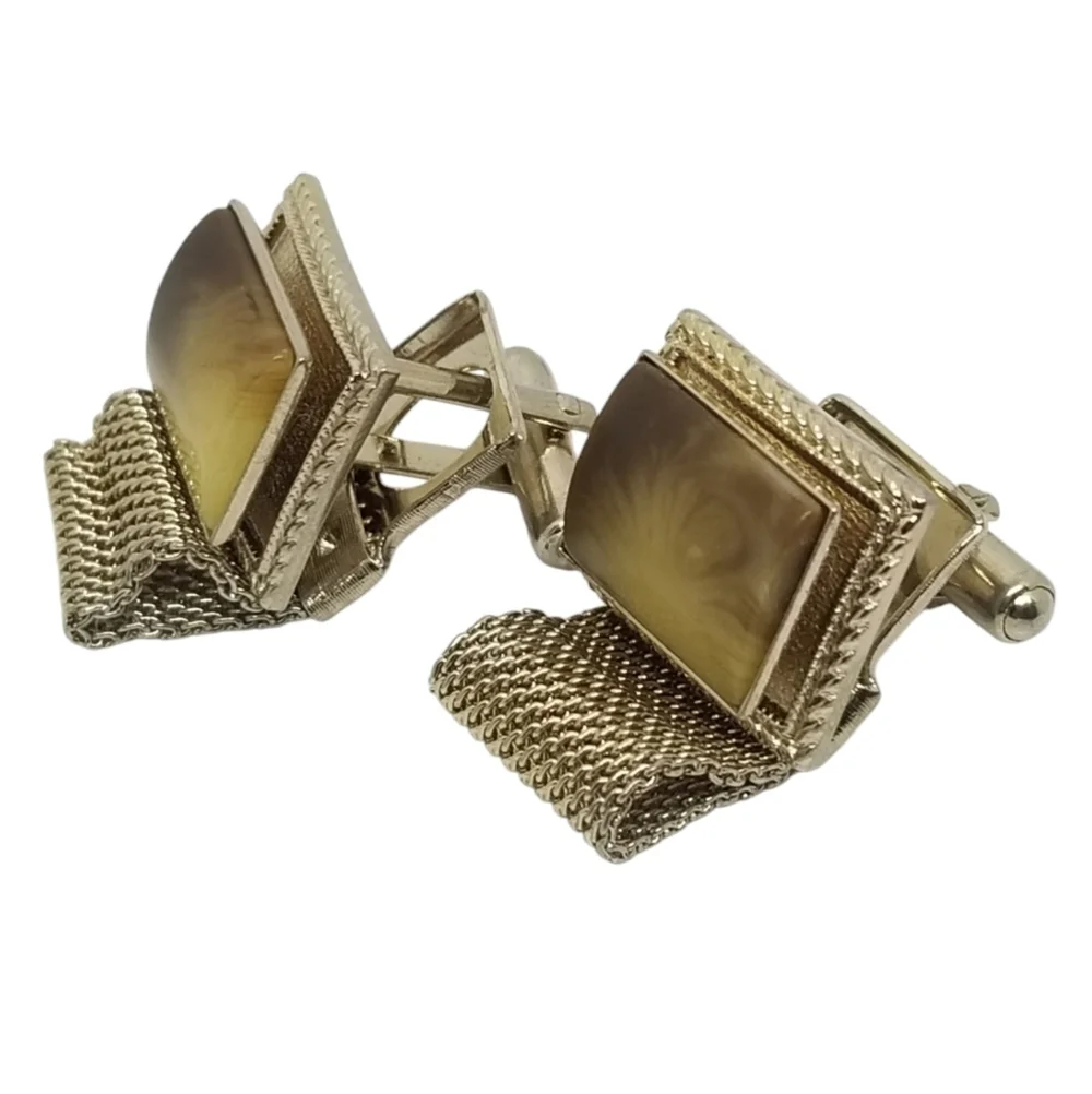 Vintage standout pair