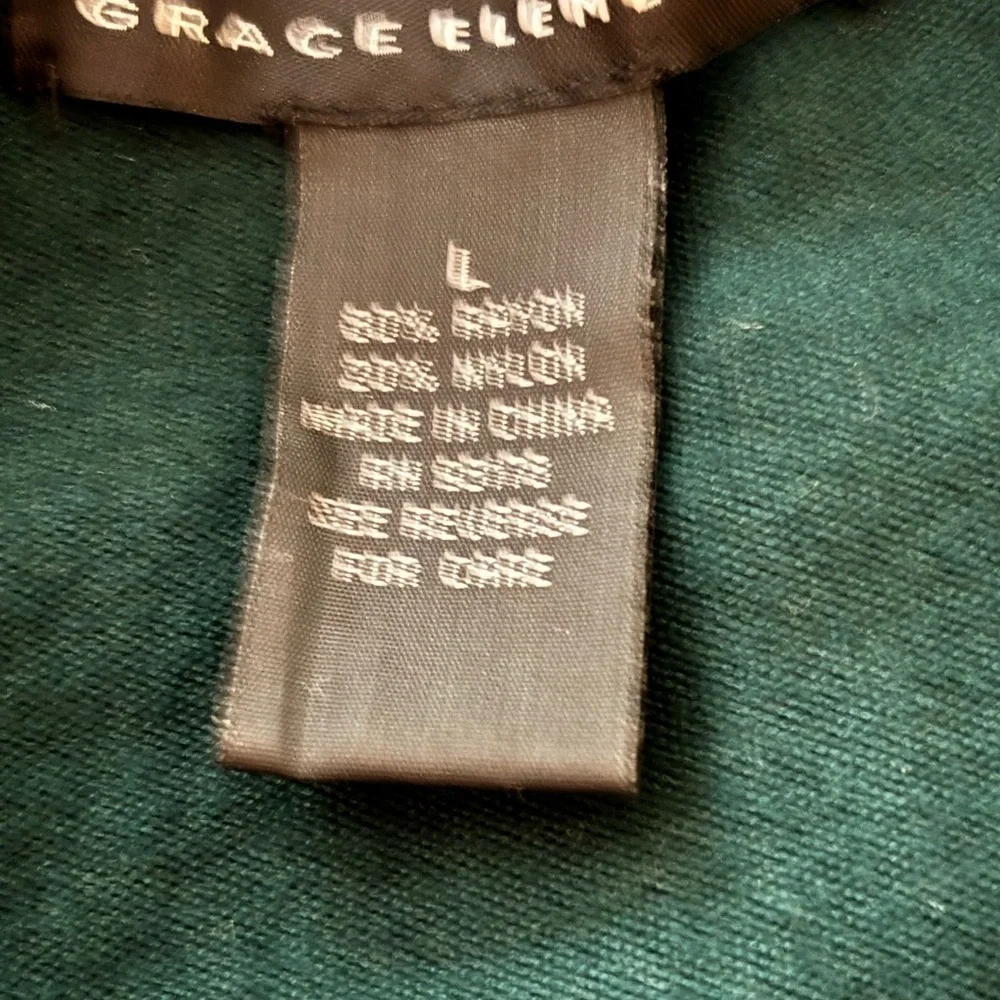 Packers sweater/cardigan, Grace Elements Large, deep green , yellow emblem.