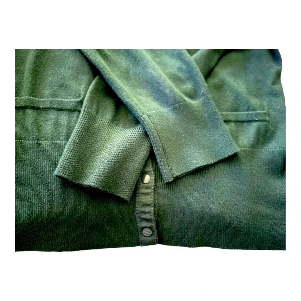 Packers sweater/cardigan, Grace Elements Large, deep green , yellow emblem.