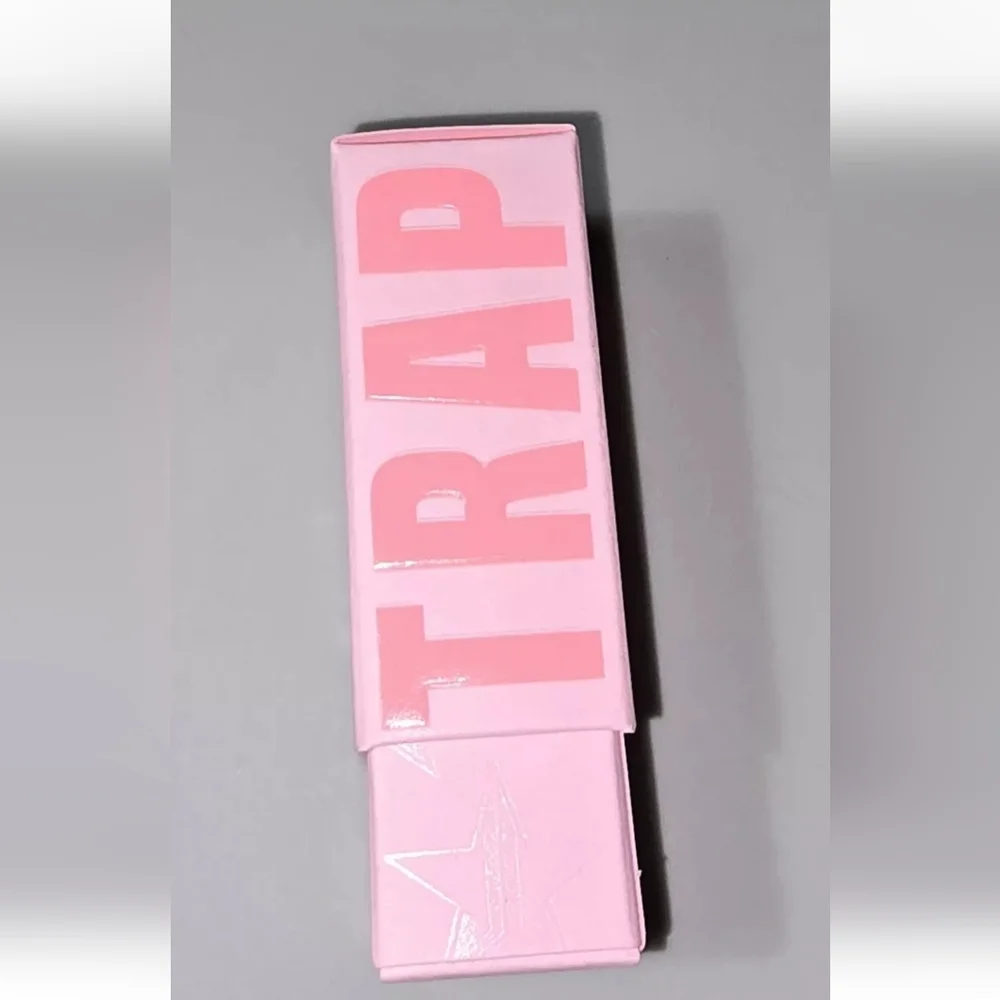 Jeffree‎ Star Velvet Trap Lipstick Unphazed NIB