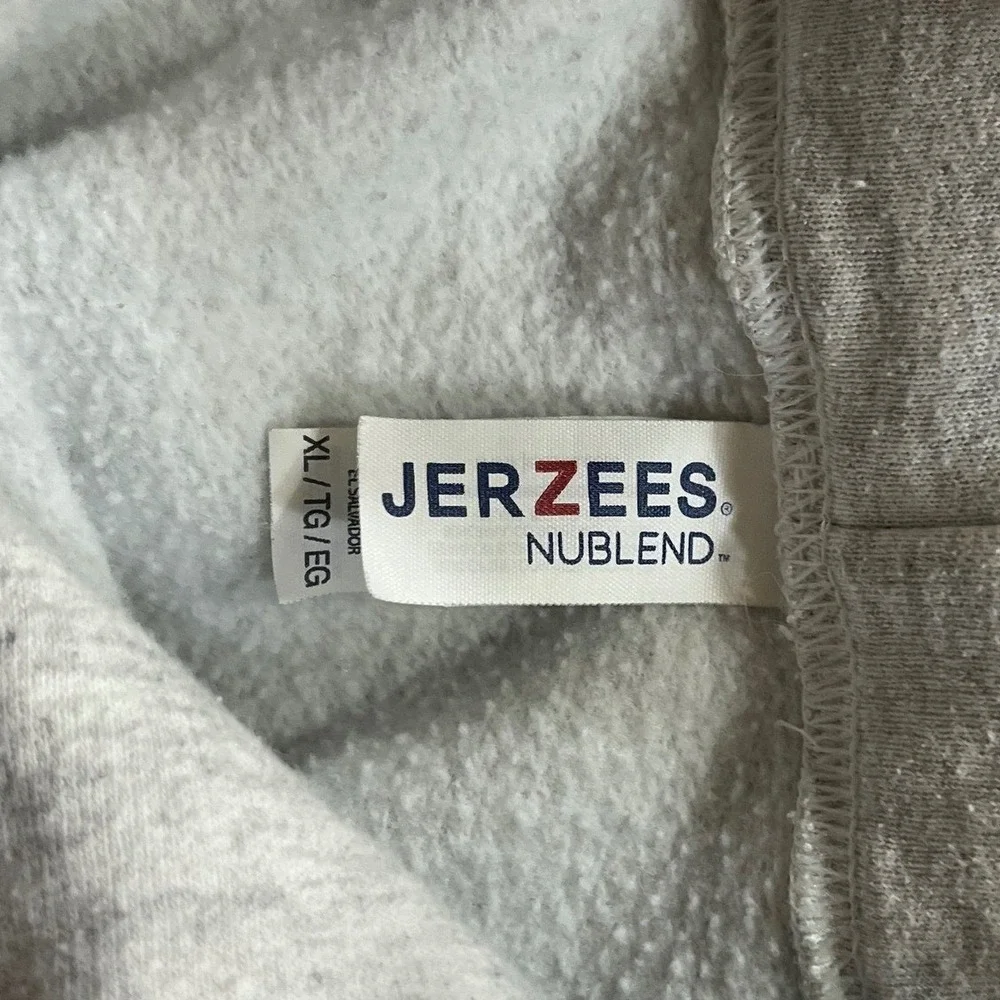 Jerzees this preowned