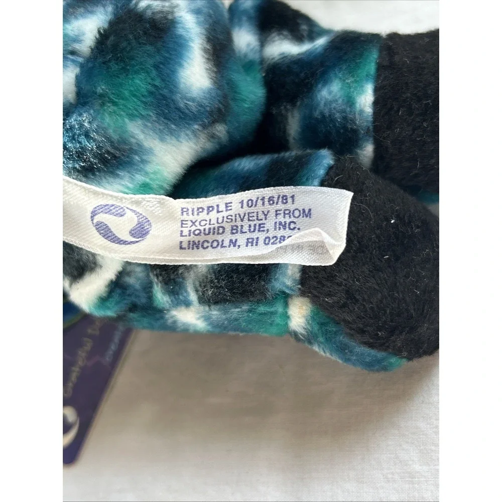 Liquid Blue preowned no