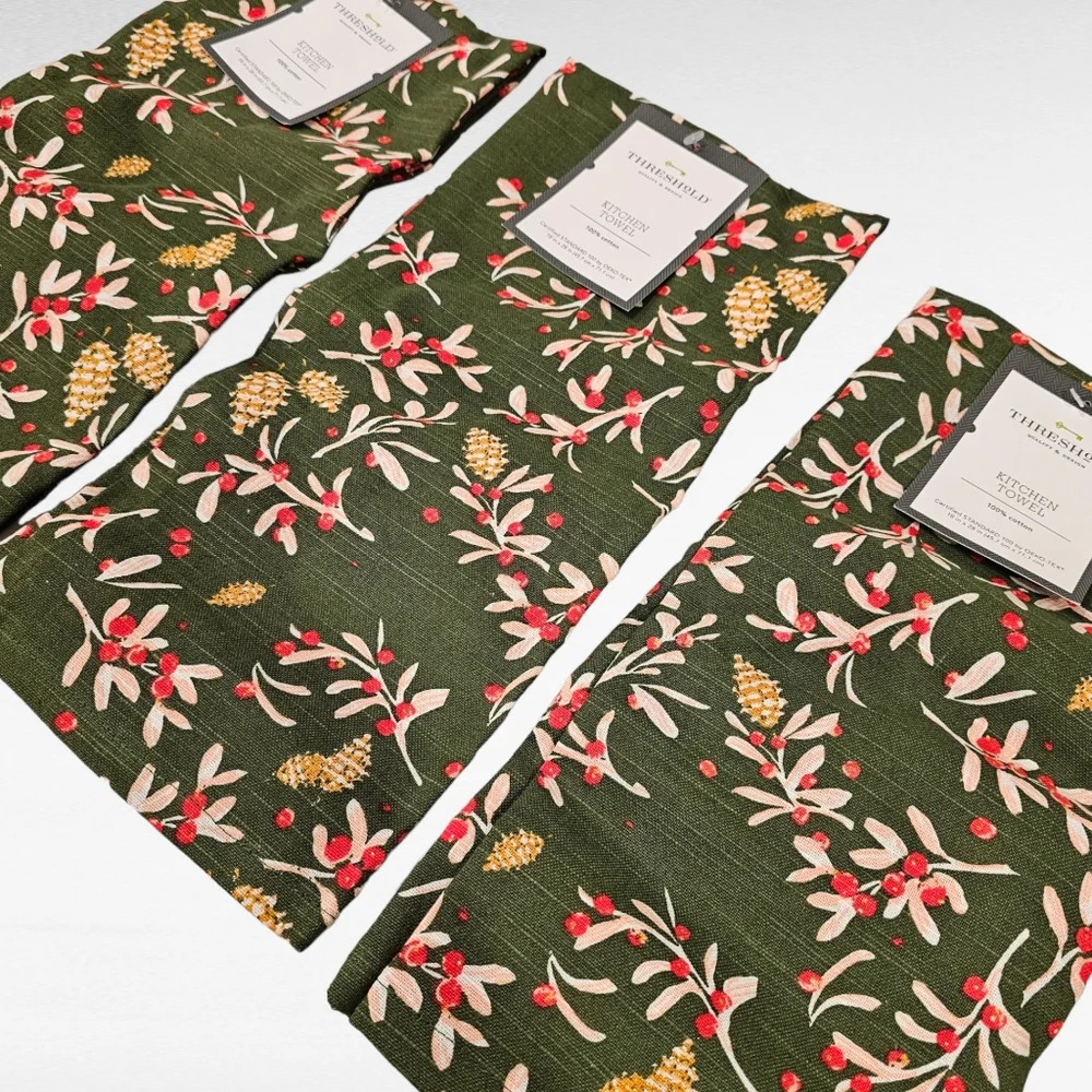 Threshold 3 Pack Cotton Kitchen Towel Green With Winter Berries Kitchen …