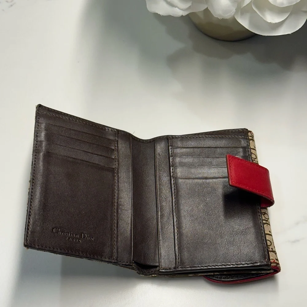 Dior elegant wallet