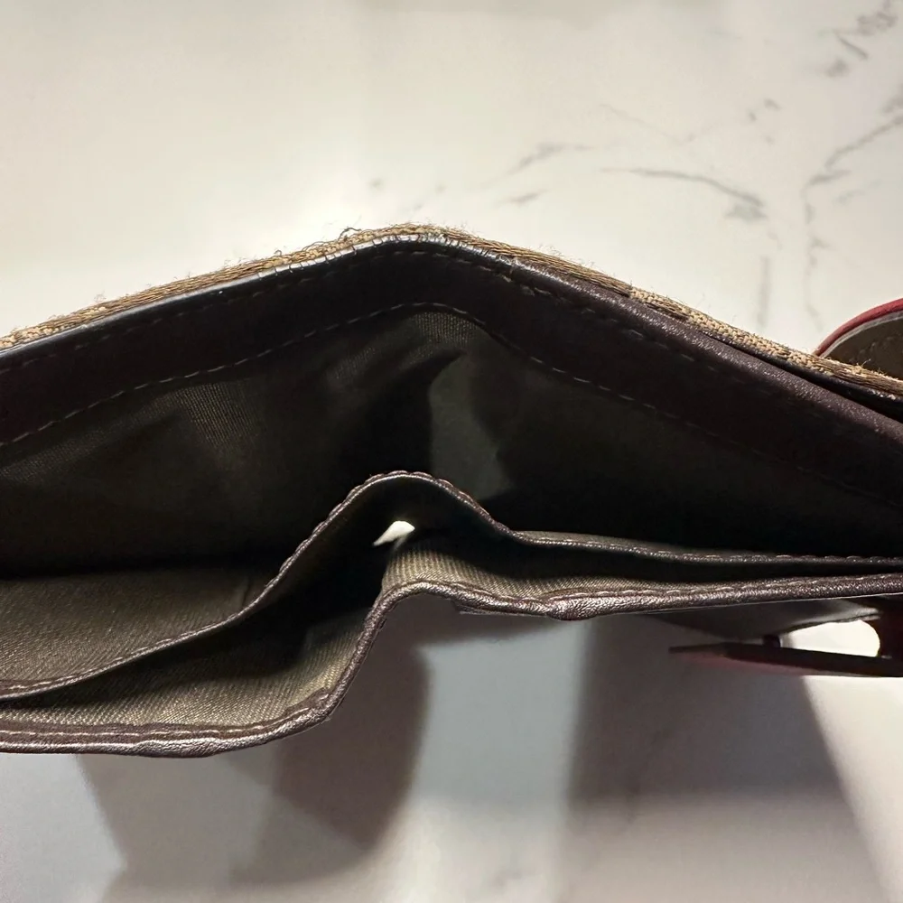 Dior elegant wallet