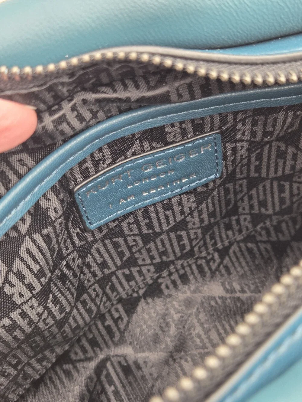 Kurt Geiger convertible design