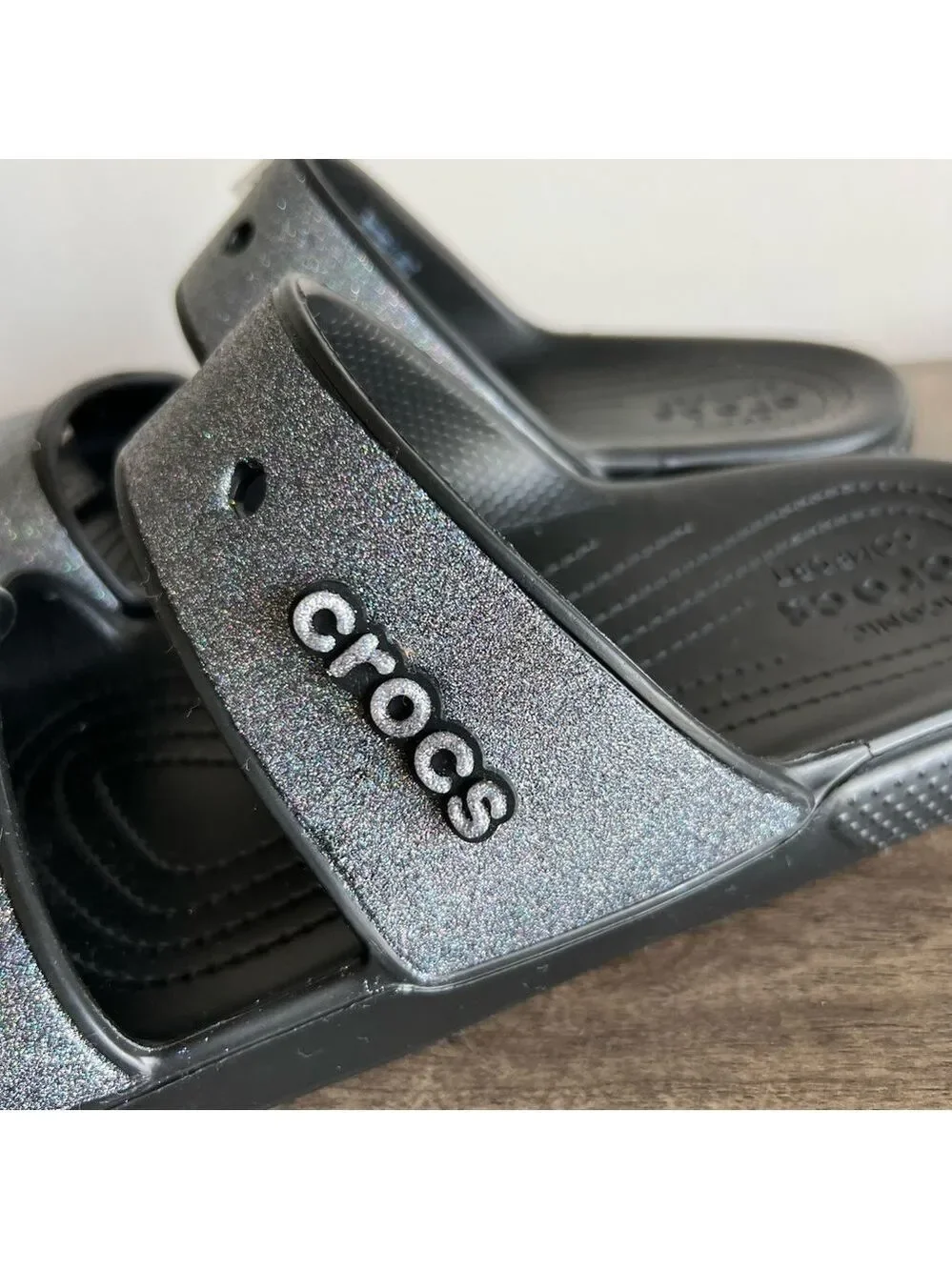 Crocs NEW Men’s Iconic Comfort 2 Strap Glitter II Sandal Size 11 #B1818