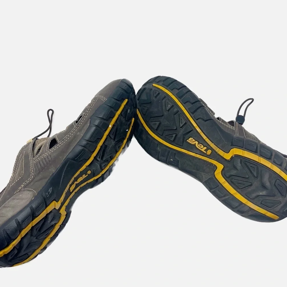 Teva great lacing