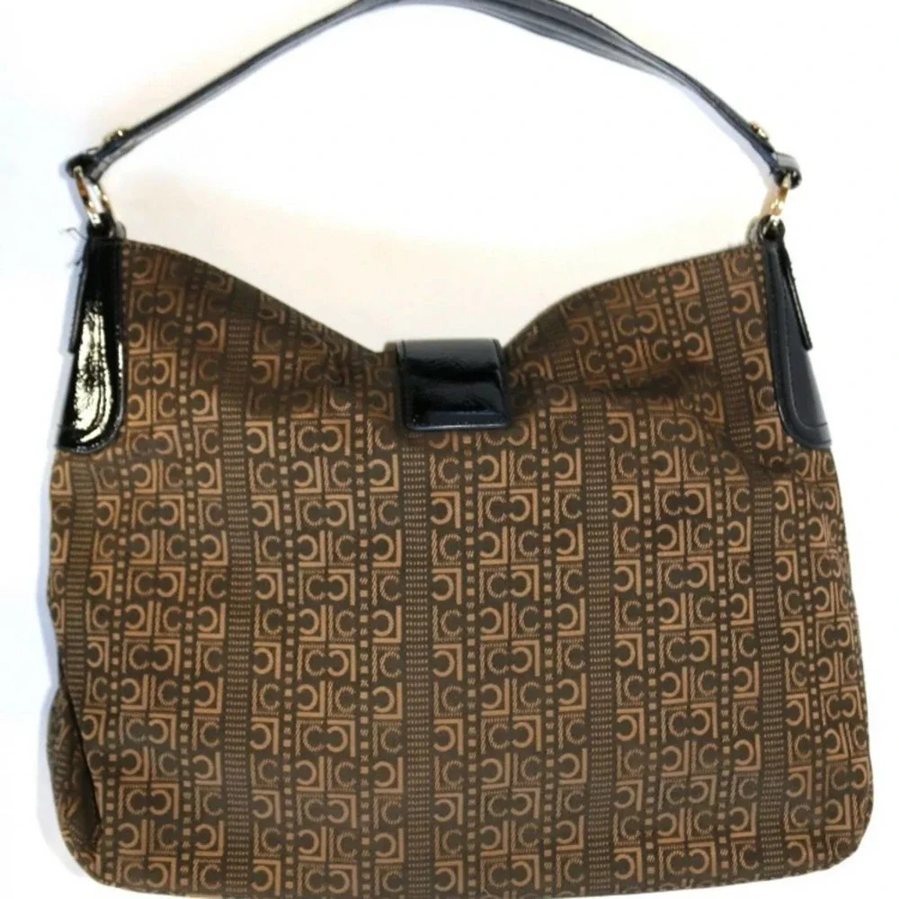 Liz Claiborne liz claiborne