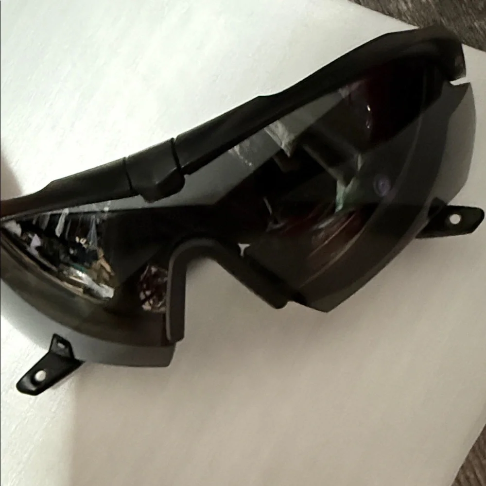 Apel innovation tech glasses