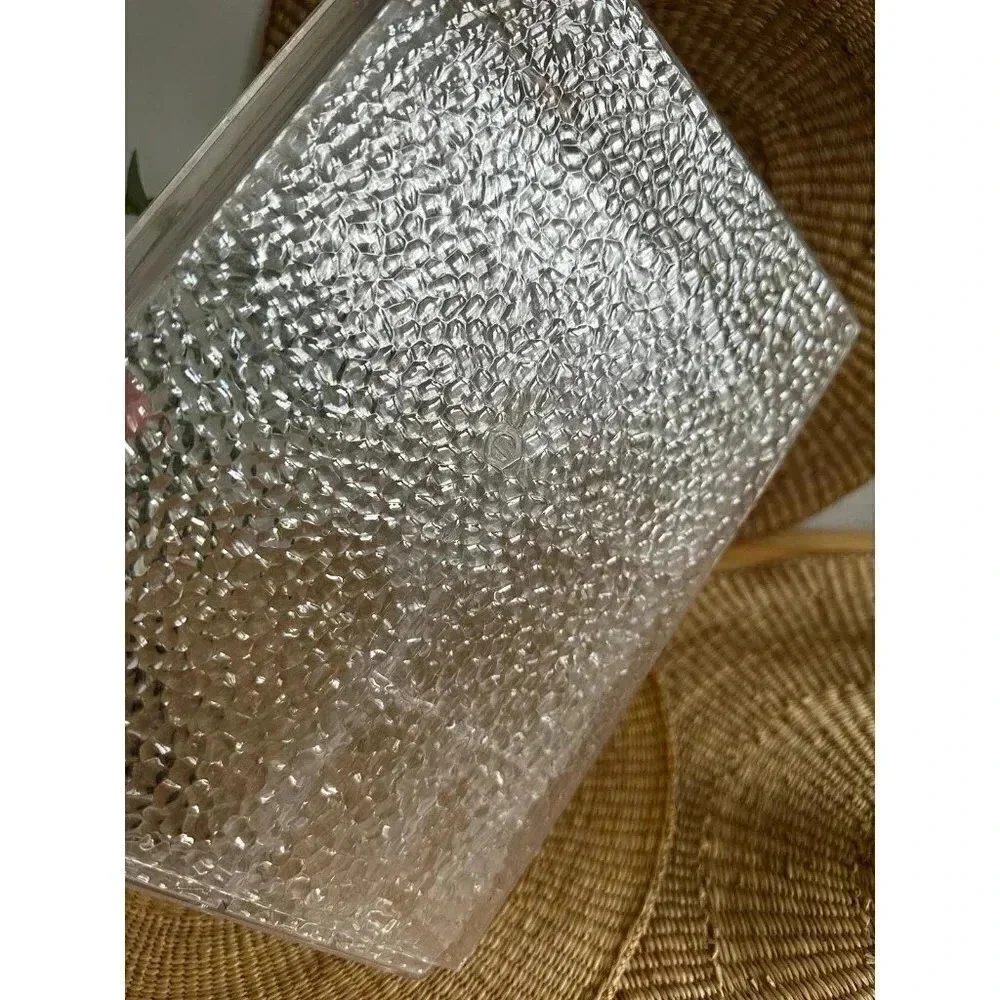 Textured Plastic Organizer