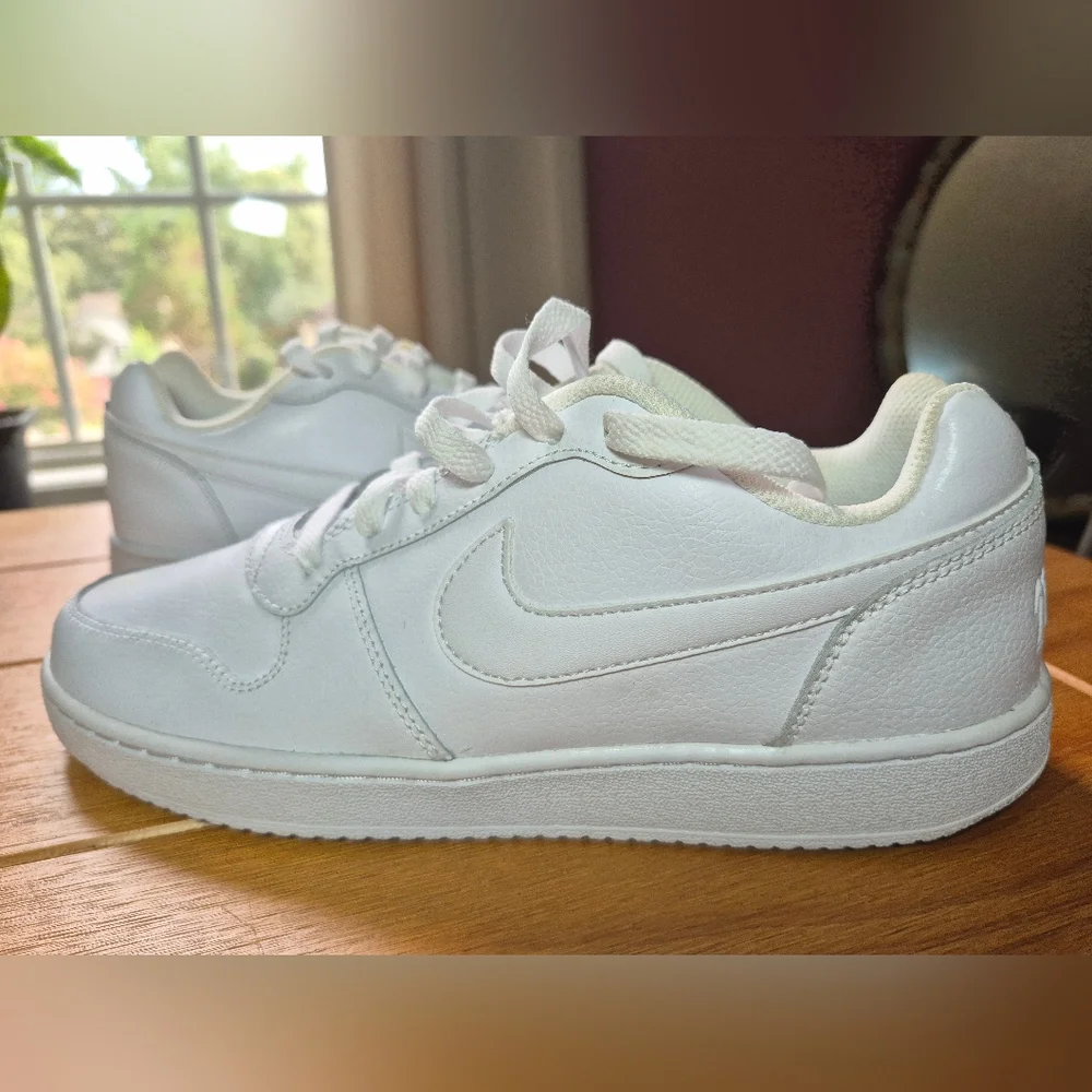Nike Ebernon Low‎ Mens Basketball Sneakers - Size 7.5