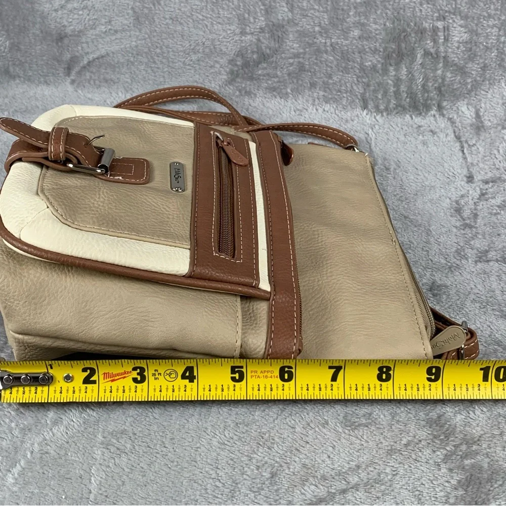 compartment free strap