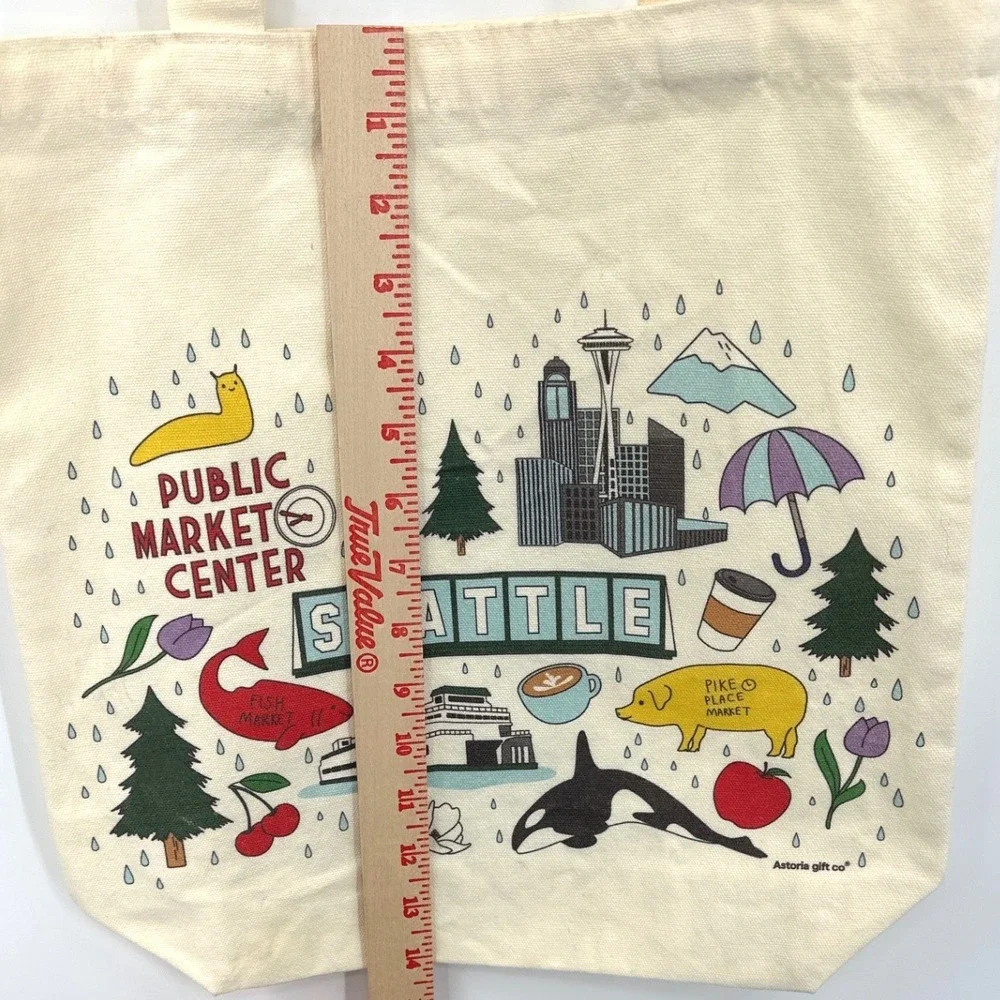 Astoria Gift Co Seattle Public Market Center Canvas Tote Bag Souvenir Cream