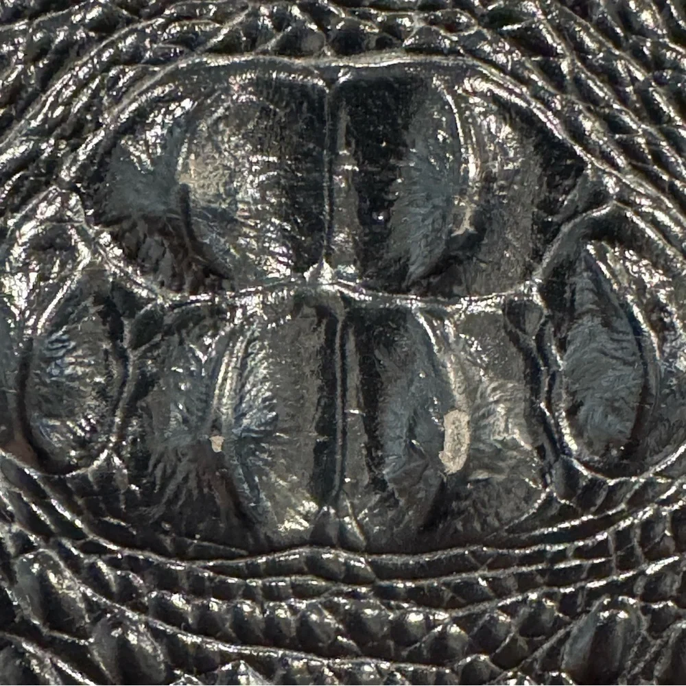 N/A preown wallet croc