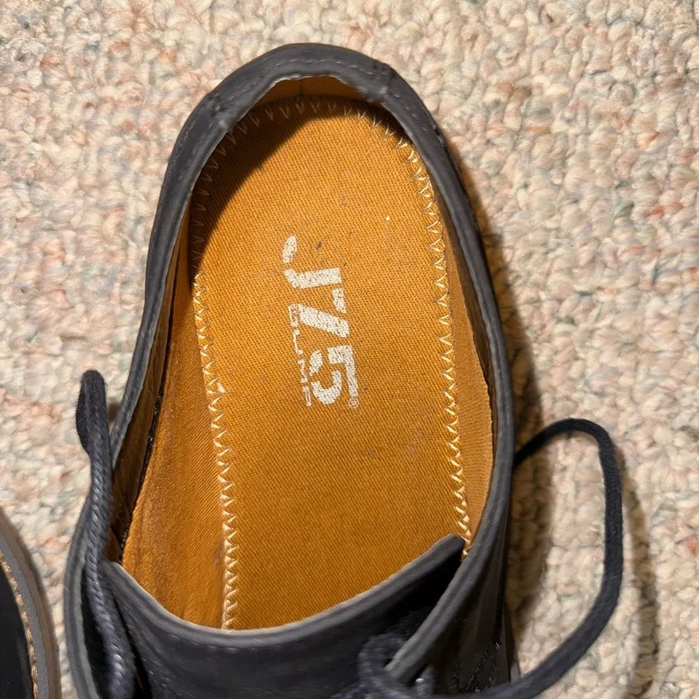 Sleek Black Chukka Boots for Men