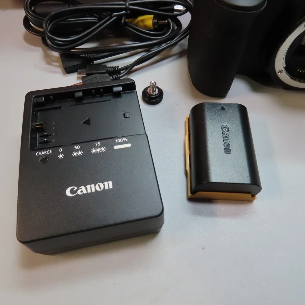 Canon camera battery