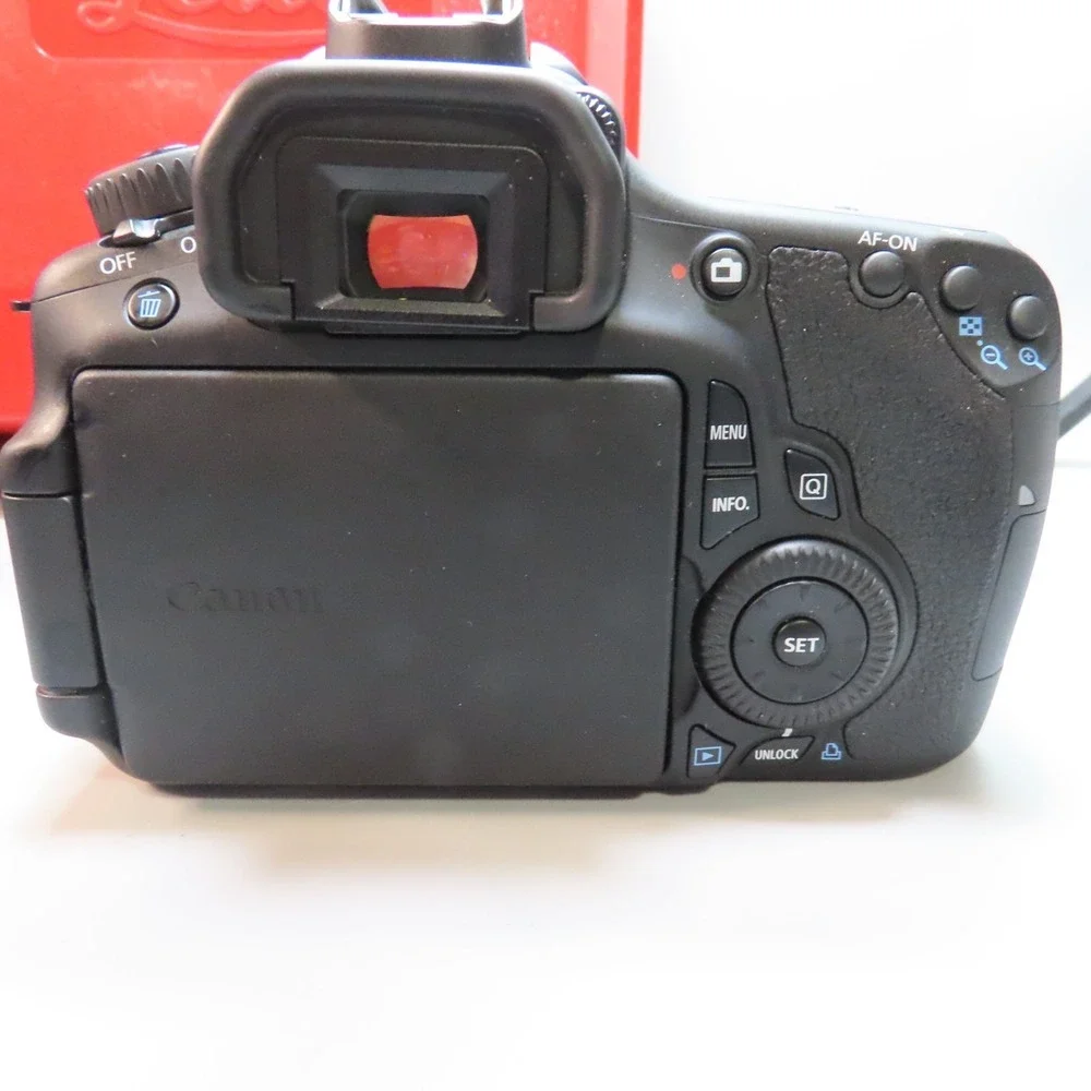Canon camera battery