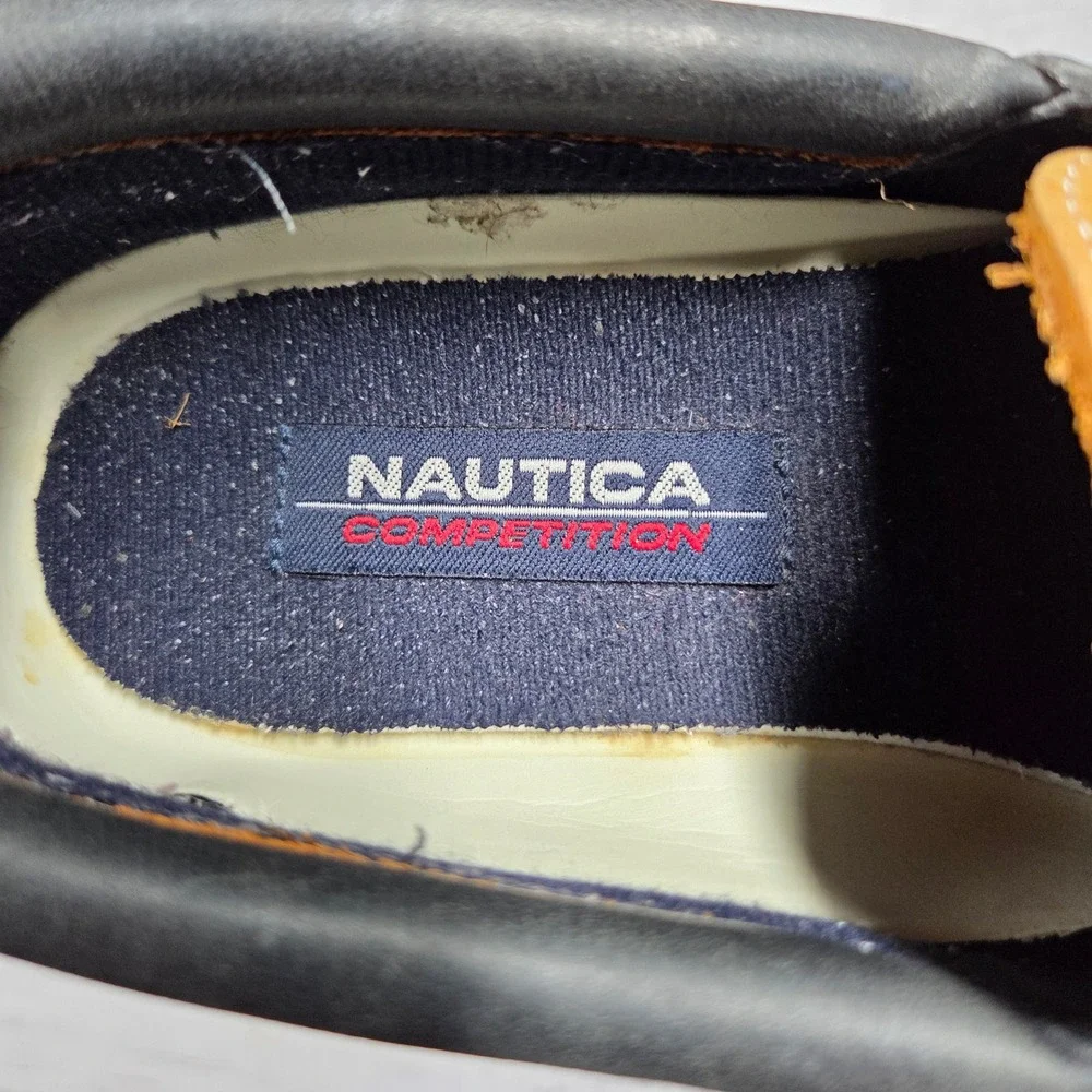 Nautica pinhole side
