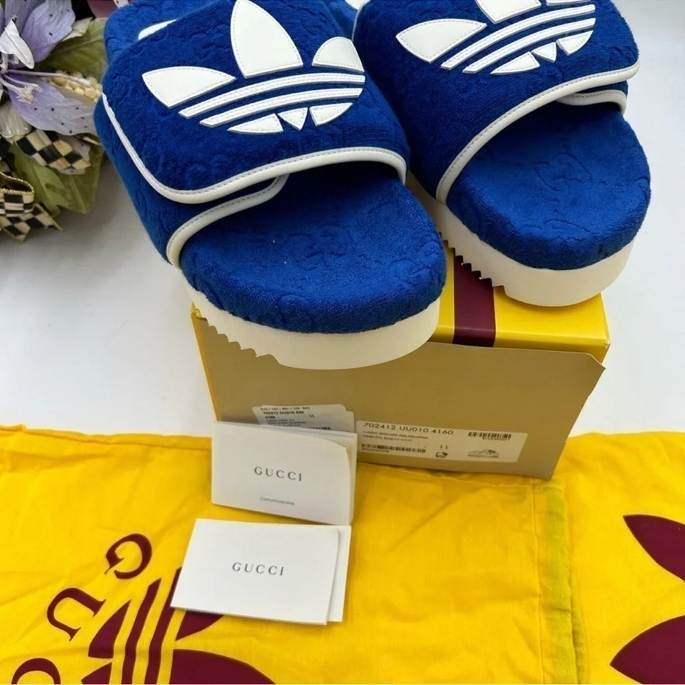 Men’s Gucci X Adidas GG monogram sandals size 11 made in Italy