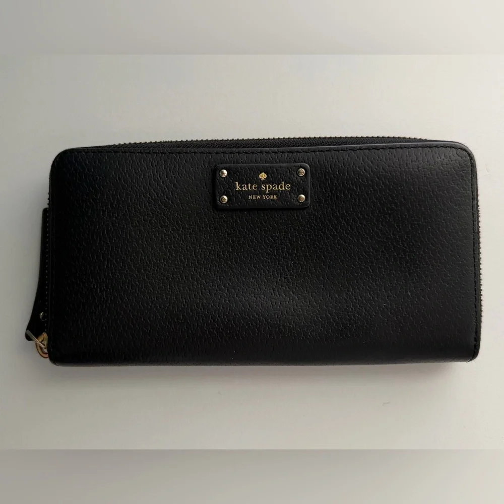 Kate Spade Grove Street Neda Black Zip Around Wallet