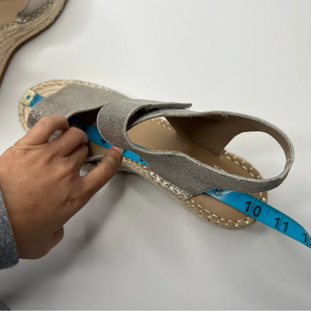 Eileen Fisher Weslia Espadrille Platform Wedge Sandal in Platinum Size 9.5
