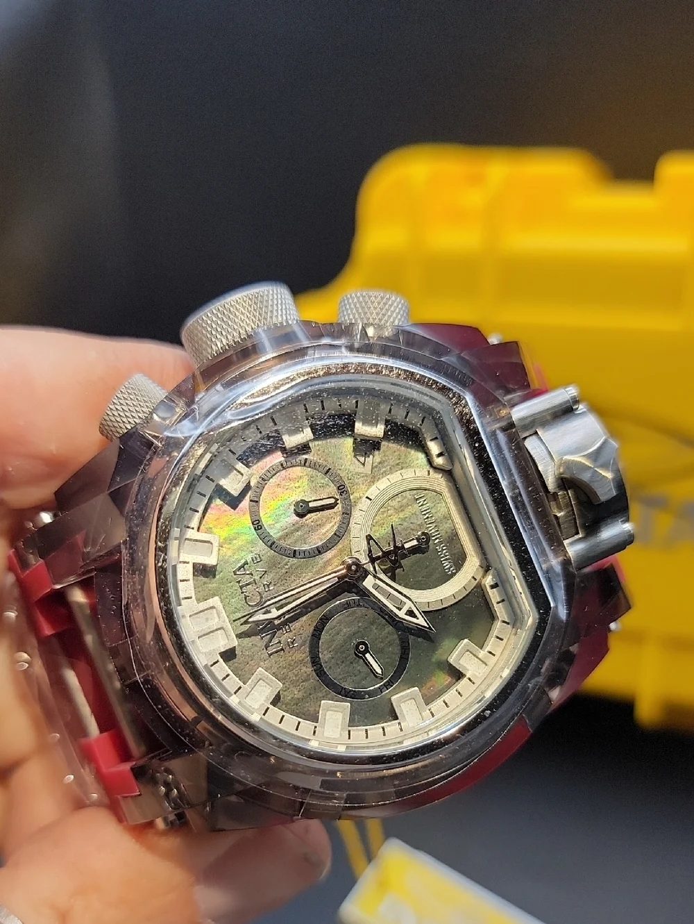 Invicta but eyal
