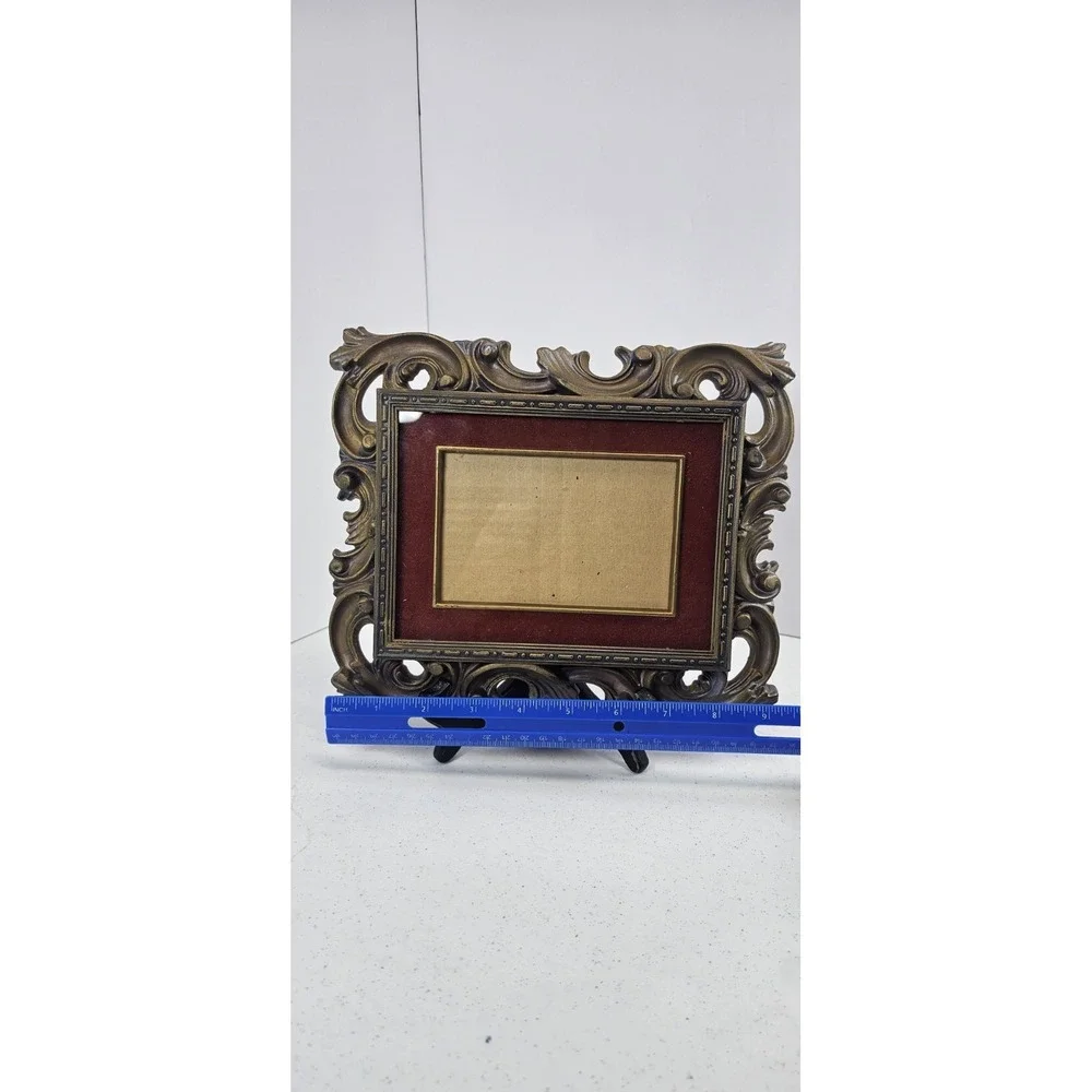 VTG Syroco Style Ornate Picture Frame Burgundy Gold Hollywood Regency 5 x 3.25