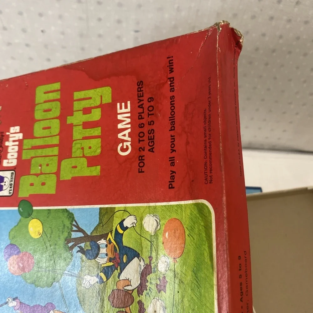 1975 Walt Disney Goofys Balloon Party‎ Whitman Complete Box Is Damaged