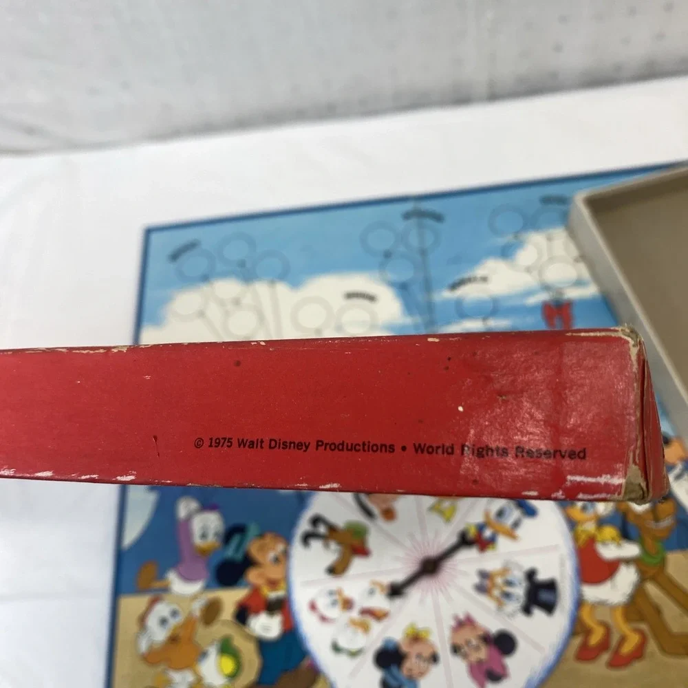 1975 Walt Disney Goofys Balloon Party‎ Whitman Complete Box Is Damaged