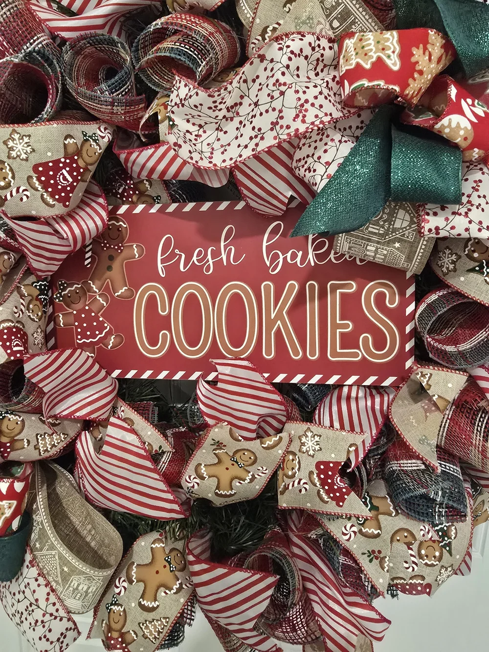 N/A gingerbread holiday