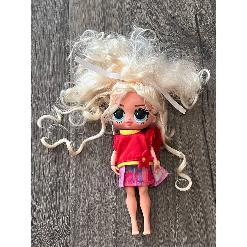 L.O.L. Surprise! O.M.G. Swag Fashion Doll.