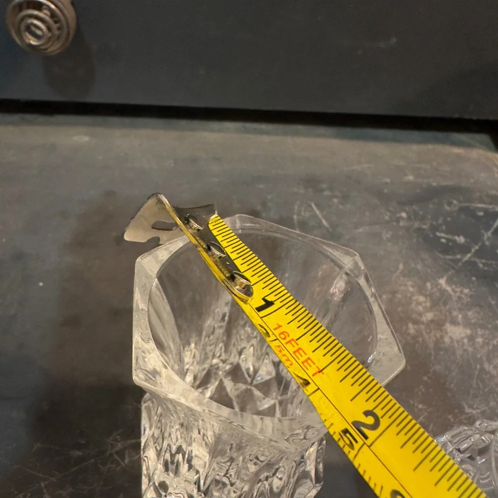 N/A table octagonal