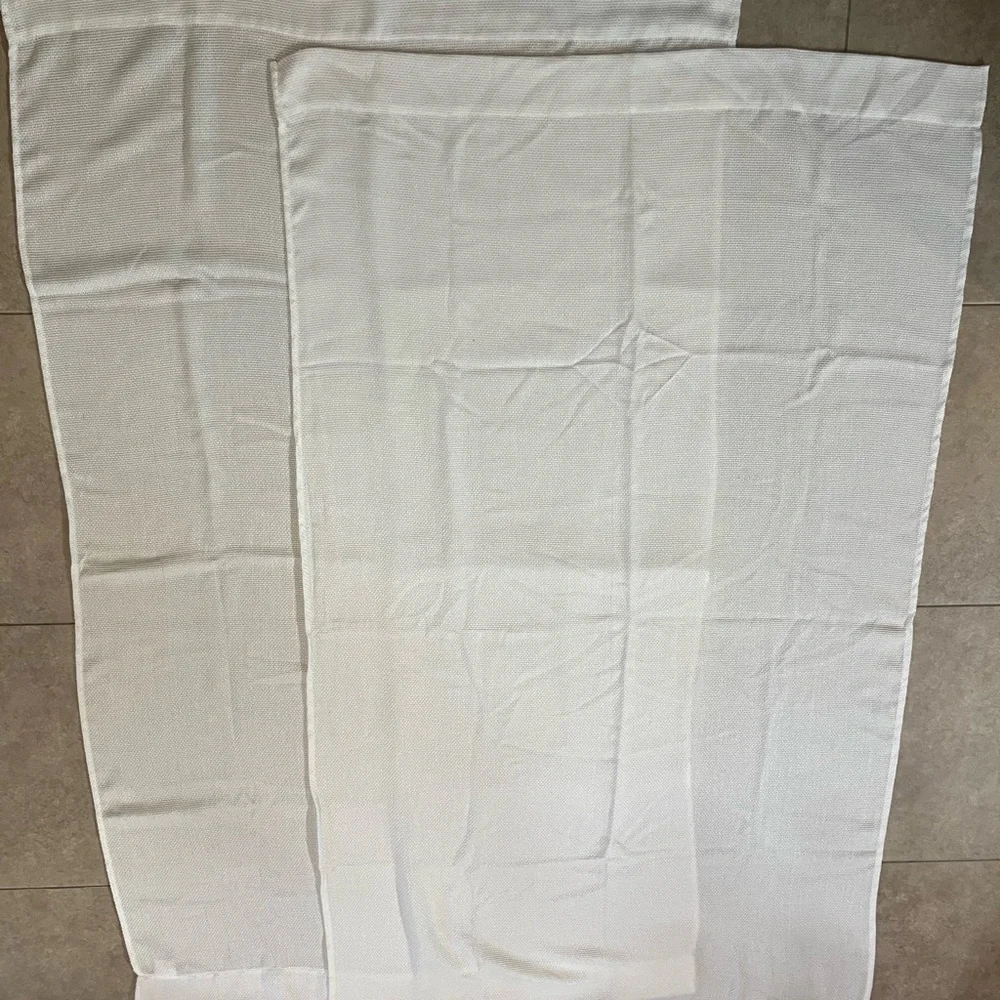 N/A panels white