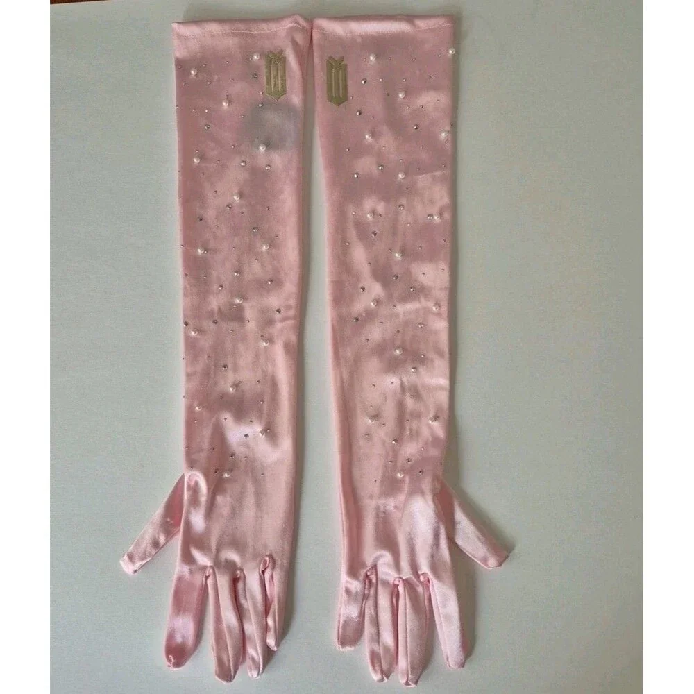 Universal wickeds glinda