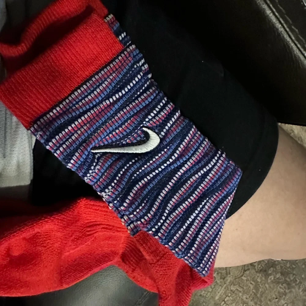 Nike athletic red band