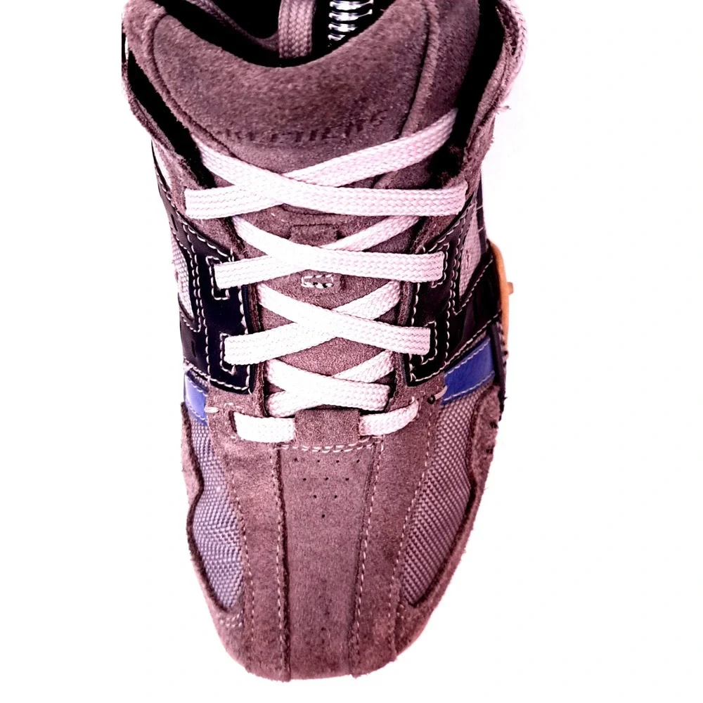 Skechers gray suede