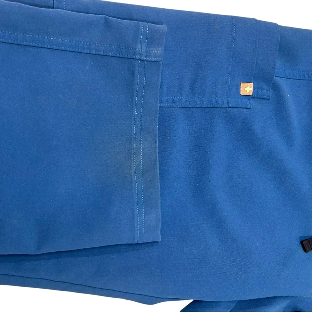 Figs stylish cargo