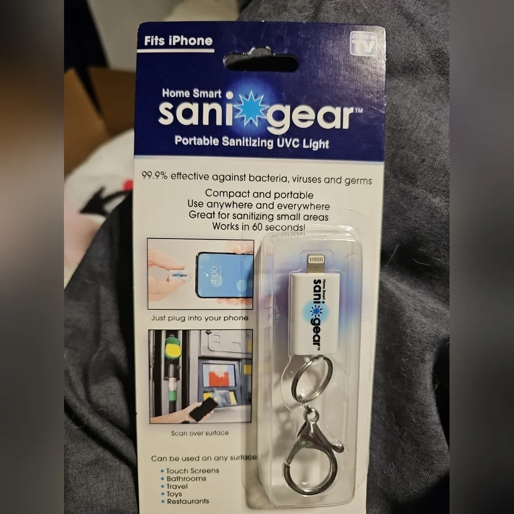 Portable Sanitizing UVC Light Keychain - Black