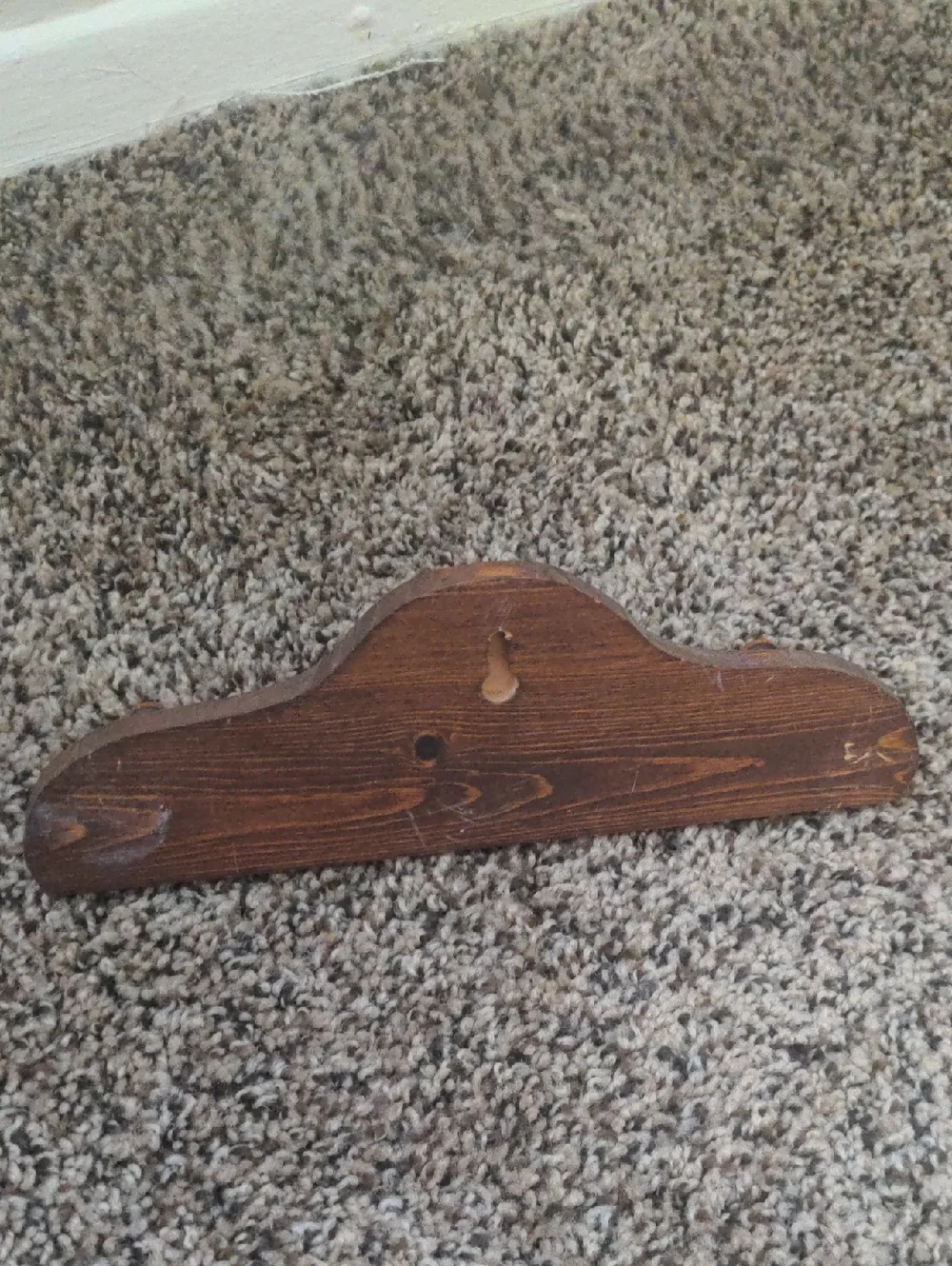 Wooden Wall Hook Rack w/ Red Heart Accent To Hang Robes Cooking Apron Front Door