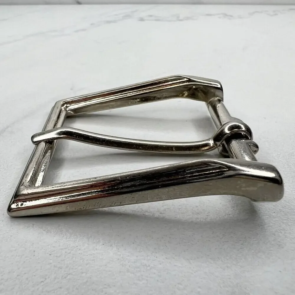 Unbranded silver tone