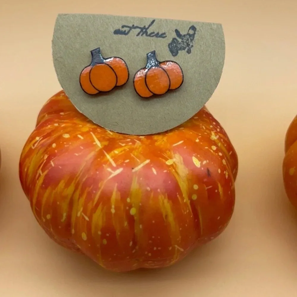 Pumpkin Stud Earrings 3/$30 🎃