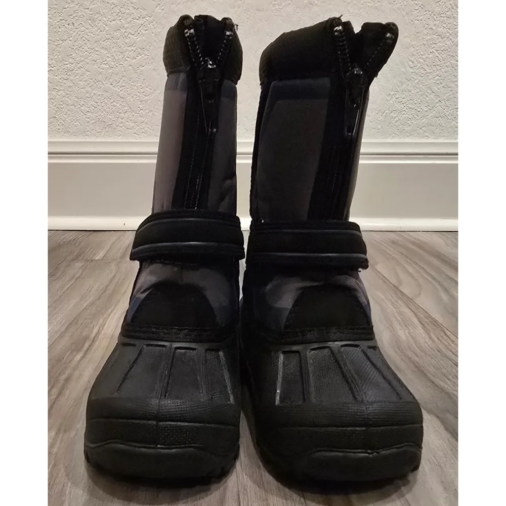 Magellan Outdoor Thinsulate Toddler Boys Boot Size 9