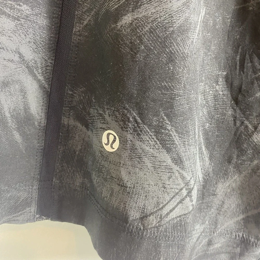 Lululemon Pace Breaker Men's Small Lined Short 9