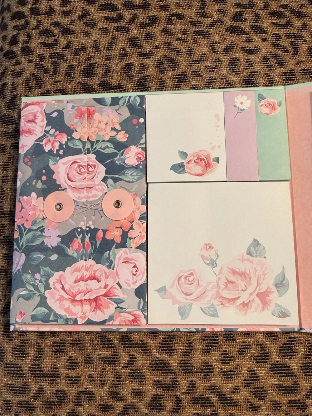 Monogram 'R' Floral Weekly Organizer - Mint & Pink