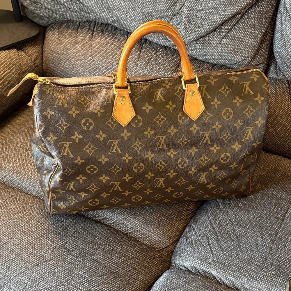 Louis Vuitton Speedy 40 Monogram Boston Bag- Preowned