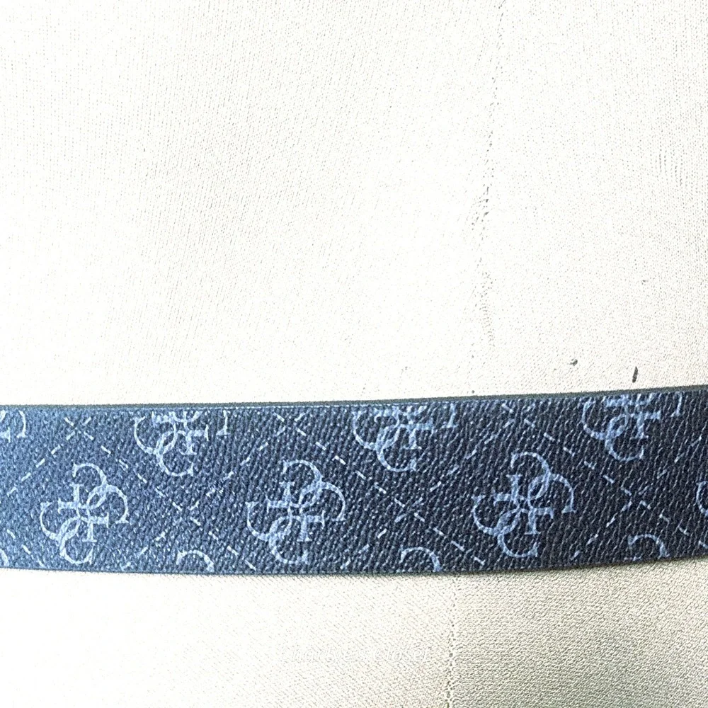 Guess monogram logo