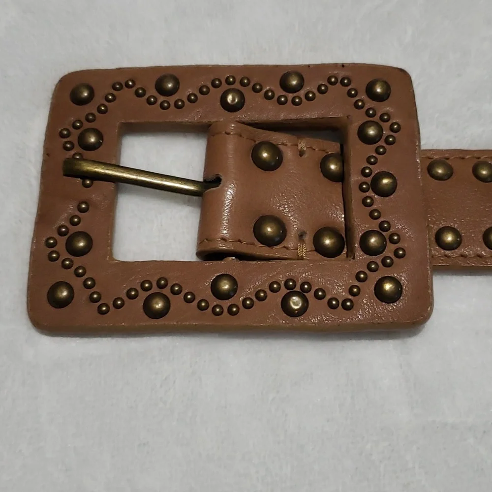 FREE PEOPLE STUDDED BELT. Size S/M‎ (43ins)