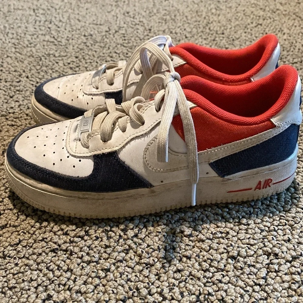 Nike cleaning just school