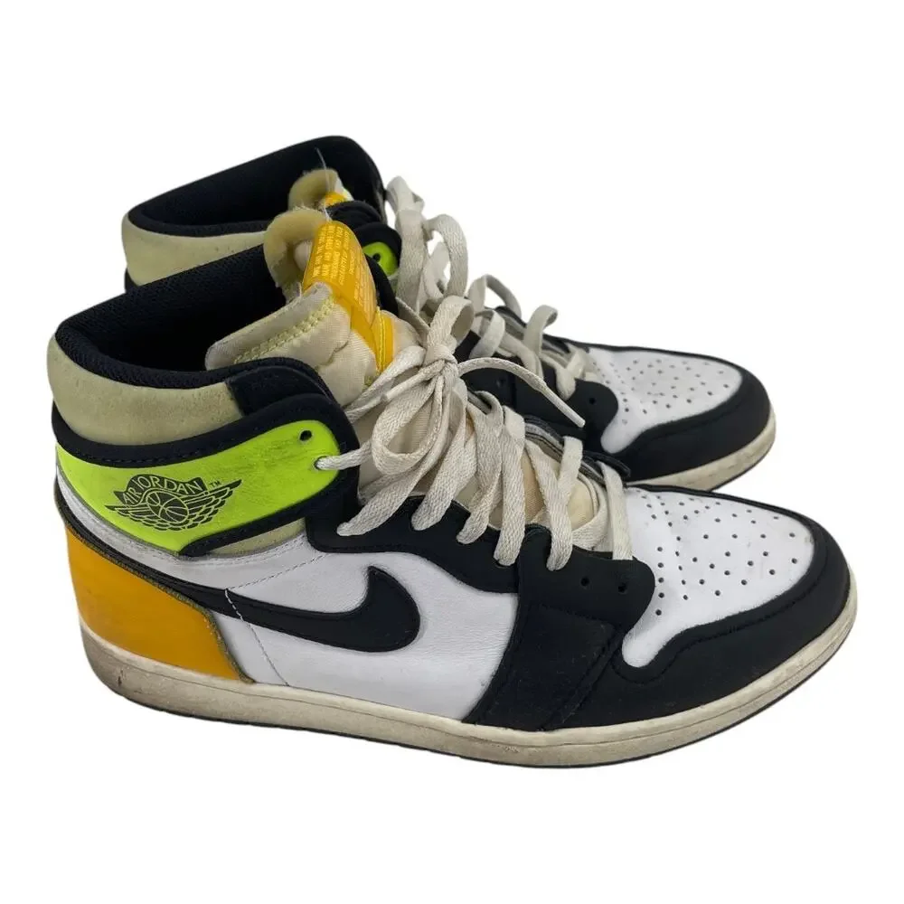 Nike Air Jordan Air Jordan 1 Retro High OG Black Volt 555088-118 Men’s Size 10